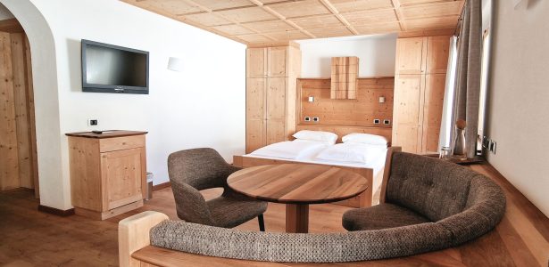 CAMERA TRIPLA SUPERIOR